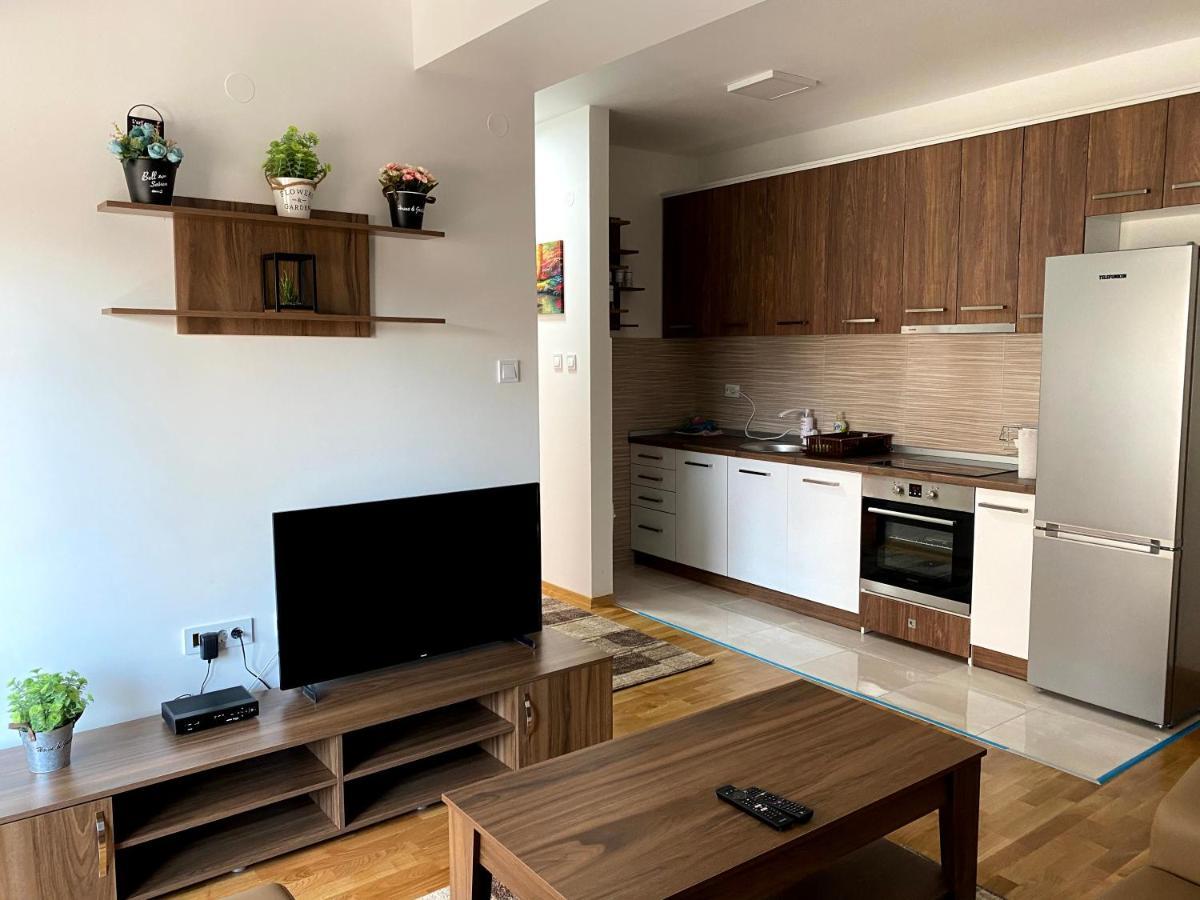 Skopje Brand New Apartment Εξωτερικό φωτογραφία